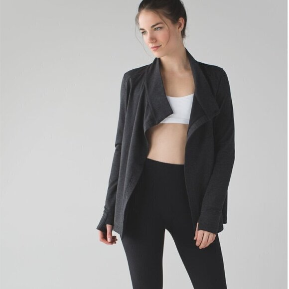 Lululemon Coast Wrap II Heathered Black - Picture 1 of 13